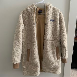 Patagonia long teddy jacket